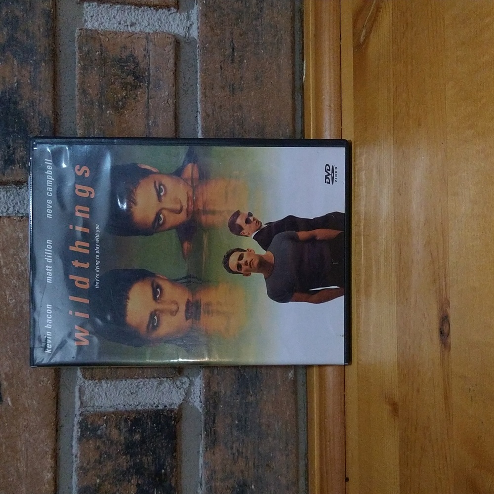 Wild Things DVD - Picture 2 of 6